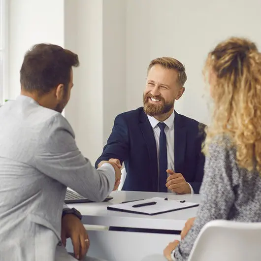 Prêt immobilier en ligne à Deuil-la-Barre : pourquoi il vaut mieux contacter un courtier ?